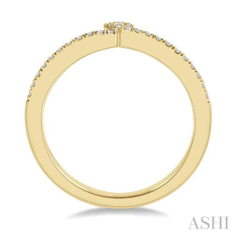 1/6 ctw Chevron Loop Lattice Round Cut Diamond Wedding Band in 14K Yellow Gold