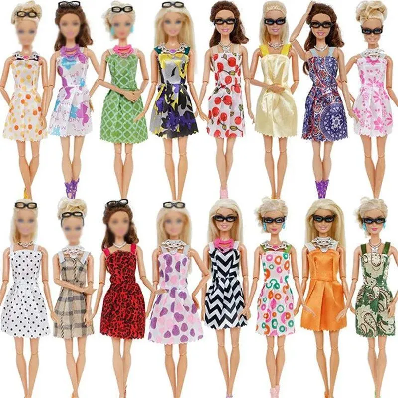 Barbie Doll Fashion Accessories Set: Mix & Match Stylish Fun