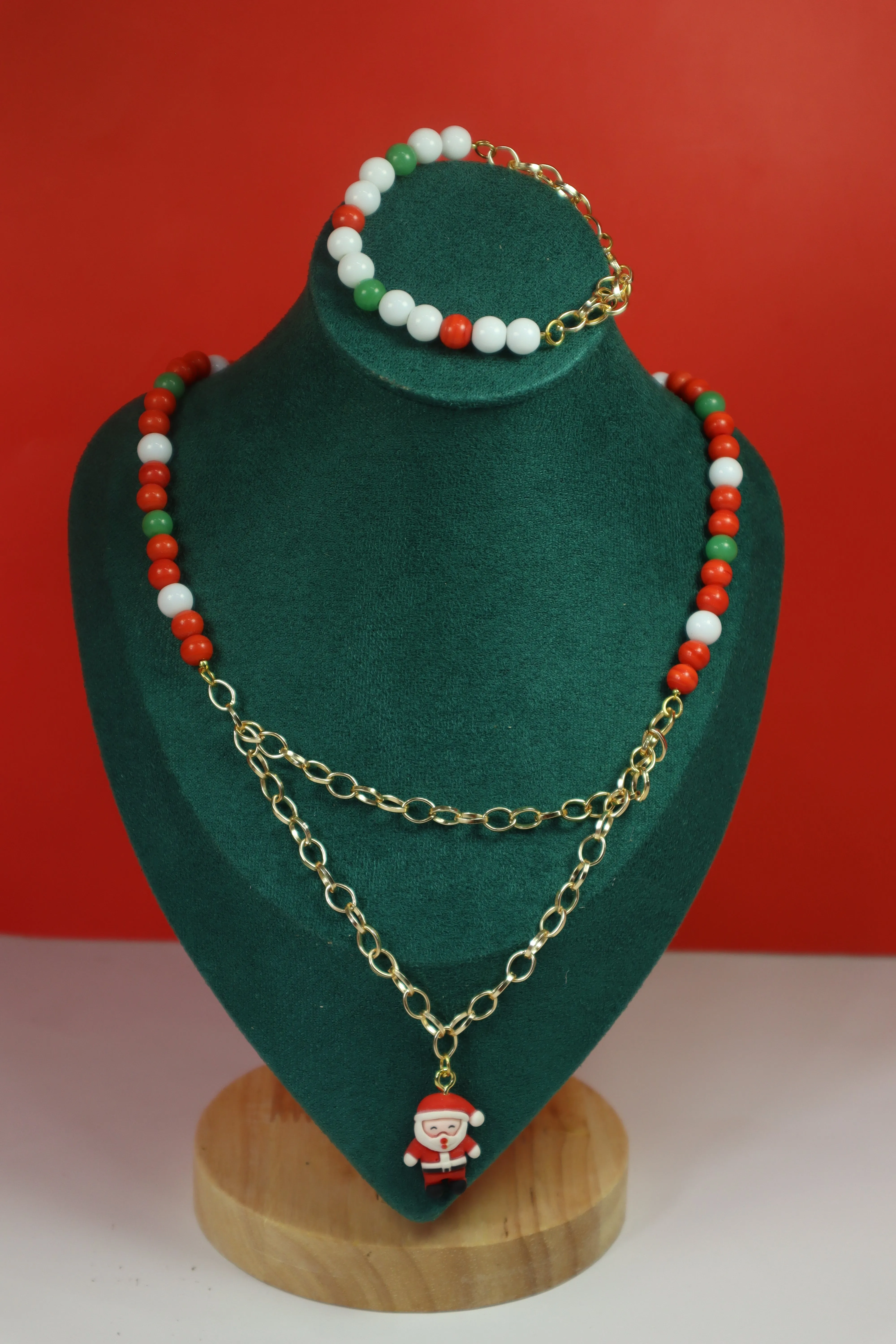 Kamule Christmas Theme Santa Pendant Beaded and Chain Necklace Set of 2-Red,white,Green,Golden