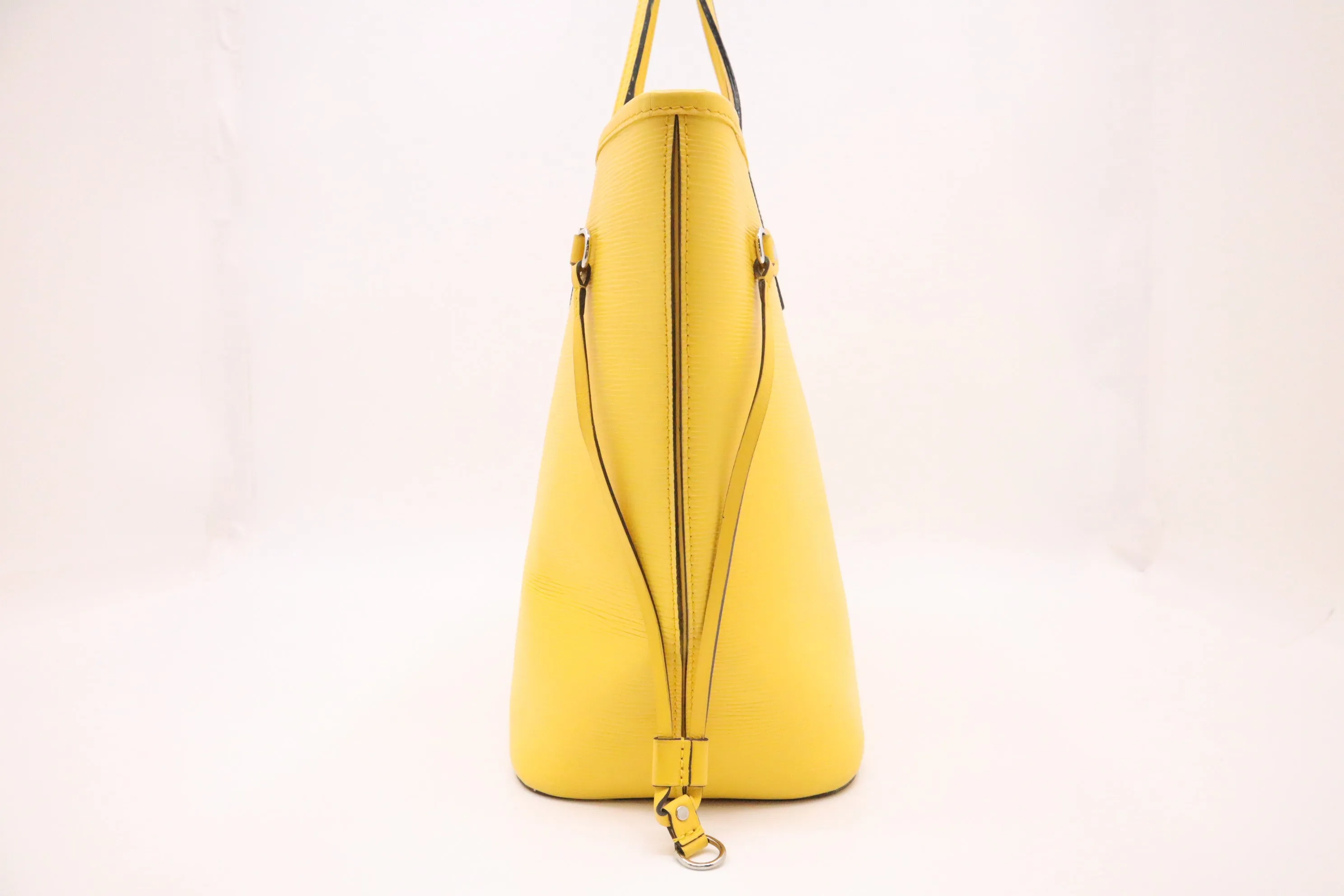 Louis Vuitton Neverfull MM in Yellow Epi Leather